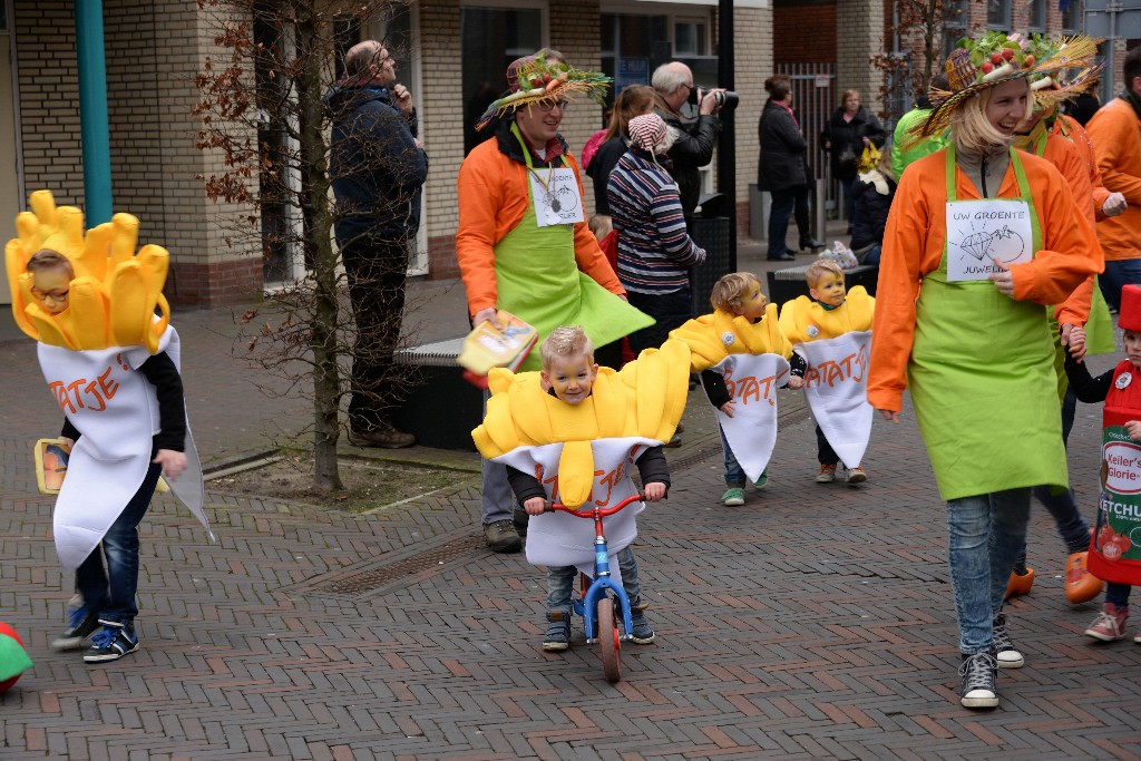 ../Images/Kinderoptocht 2016 070.jpg